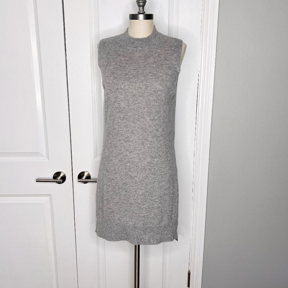 SAKS FIFTH AVENUE 100% Cashmere Sleeveless Tunic  Sweater Grey Size M